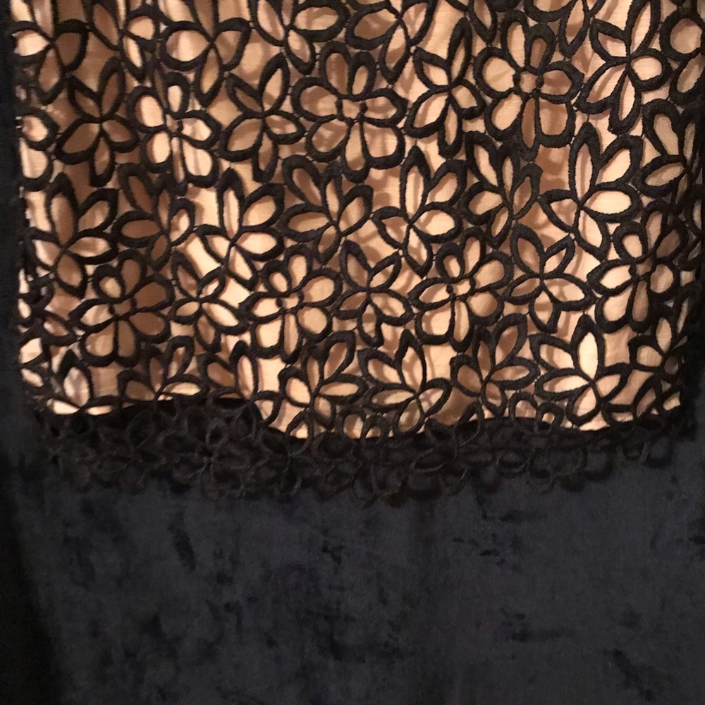 ⭐️NWOT⭐️Lela Rose adorable sleeveless top⭐️ - Picture 2 of 5